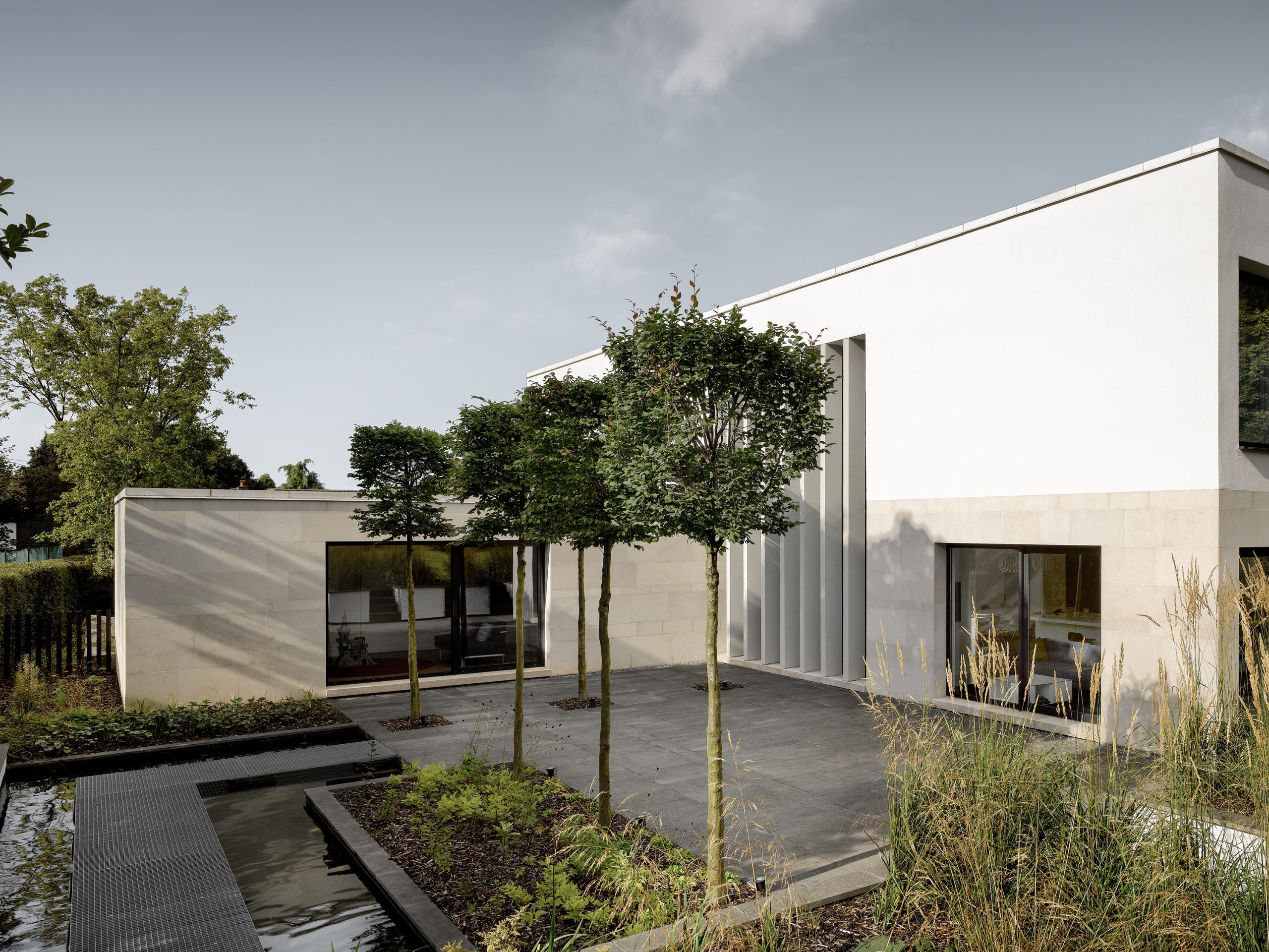 contemporary architect bowdon